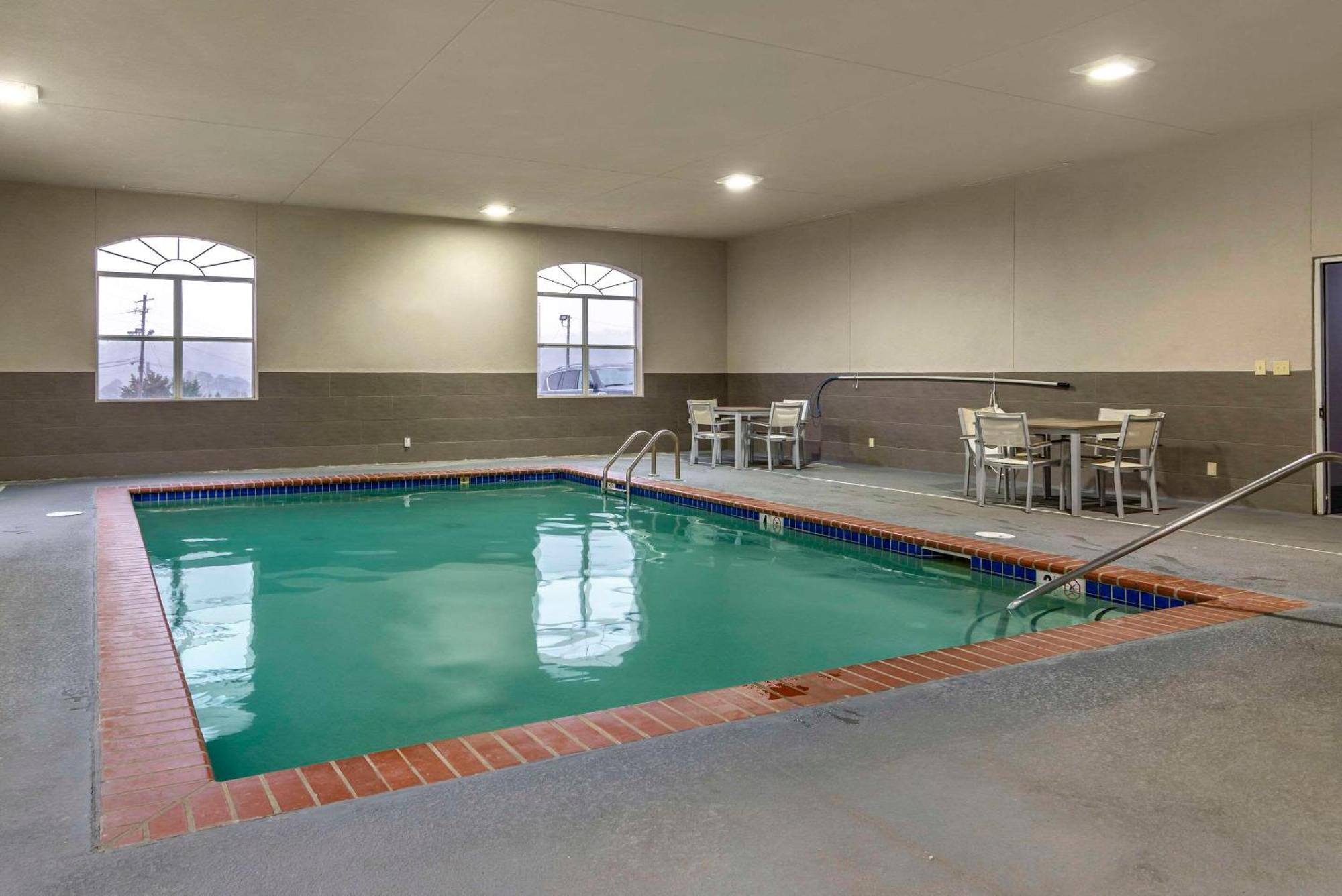 Comfort Inn & Suites Cartersville - Emerson Lake Point Buitenkant foto